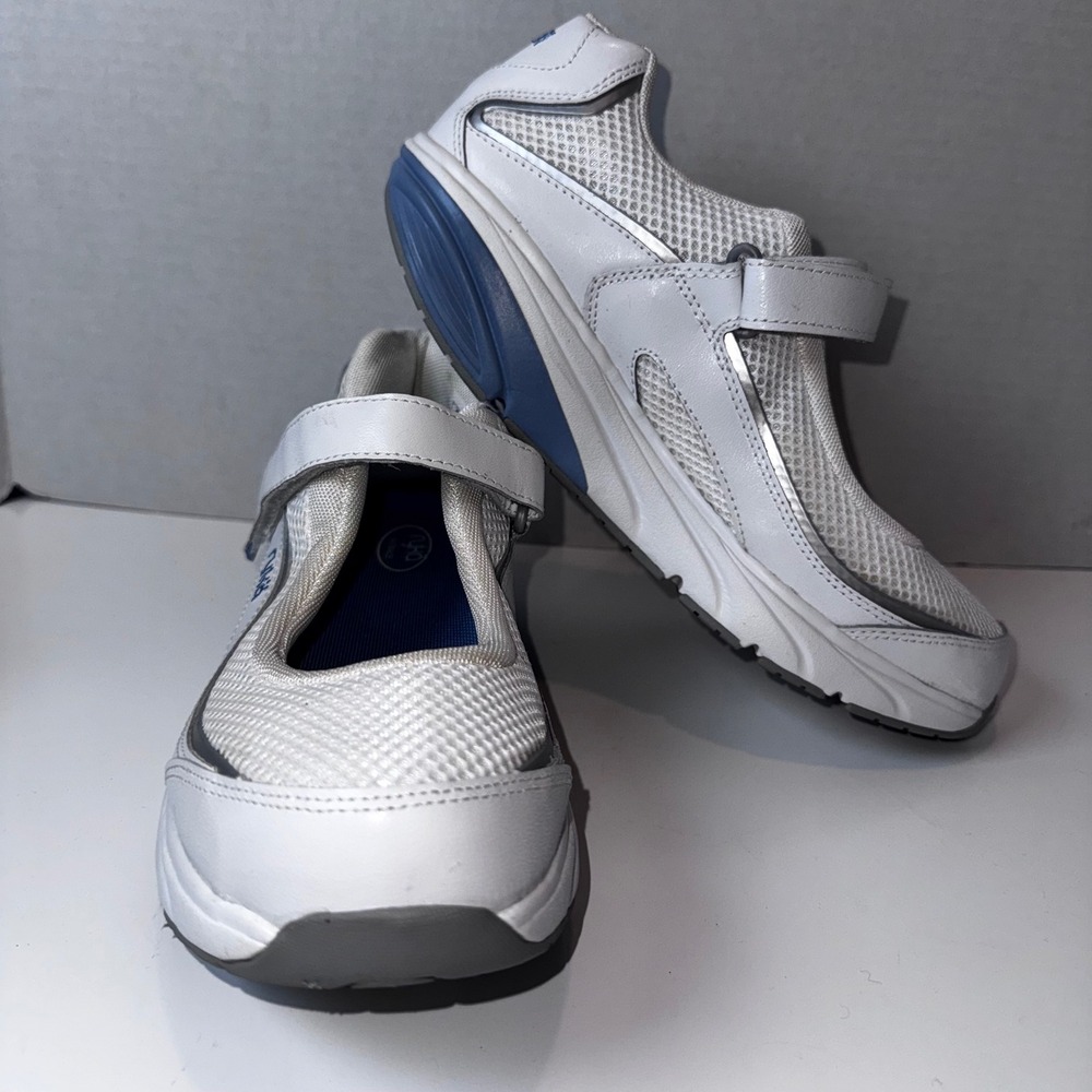 Ryka Relief Mary Jane Women 8.5 White Blue Walking Shoes K24129WWSM Mesh Strap